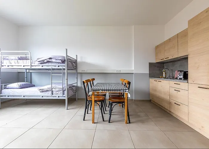 Boardinghouse Kayser Guenstige Monteursunterkunft, Monteurwohnung In Hanau Bei Frankfurt Am Main Und Aschaffenburg, Kostenfreie Parkplaetze!