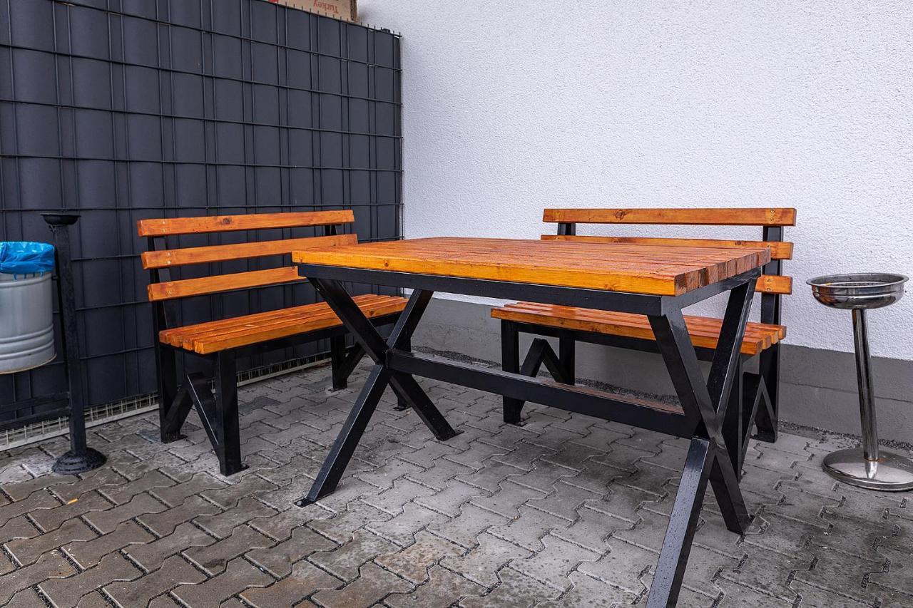 Boardinghouse Kayser Guenstige Monteursunterkunft, Monteurwohnung In Bei Frankfurt Am Main Und Aschaffenburg, Kostenfreie Parkplaetze! Hanau